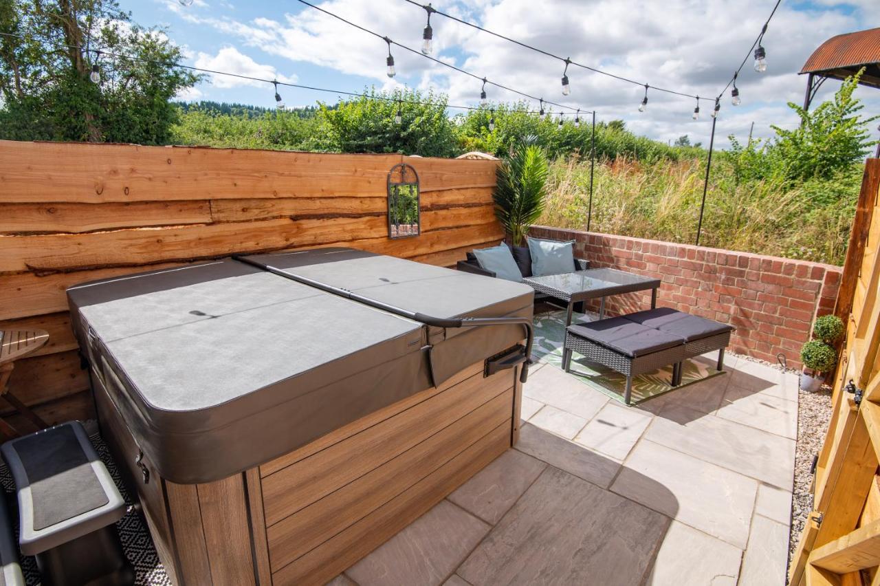 Apple Tree Cottage Херефорд Экстерьер фото